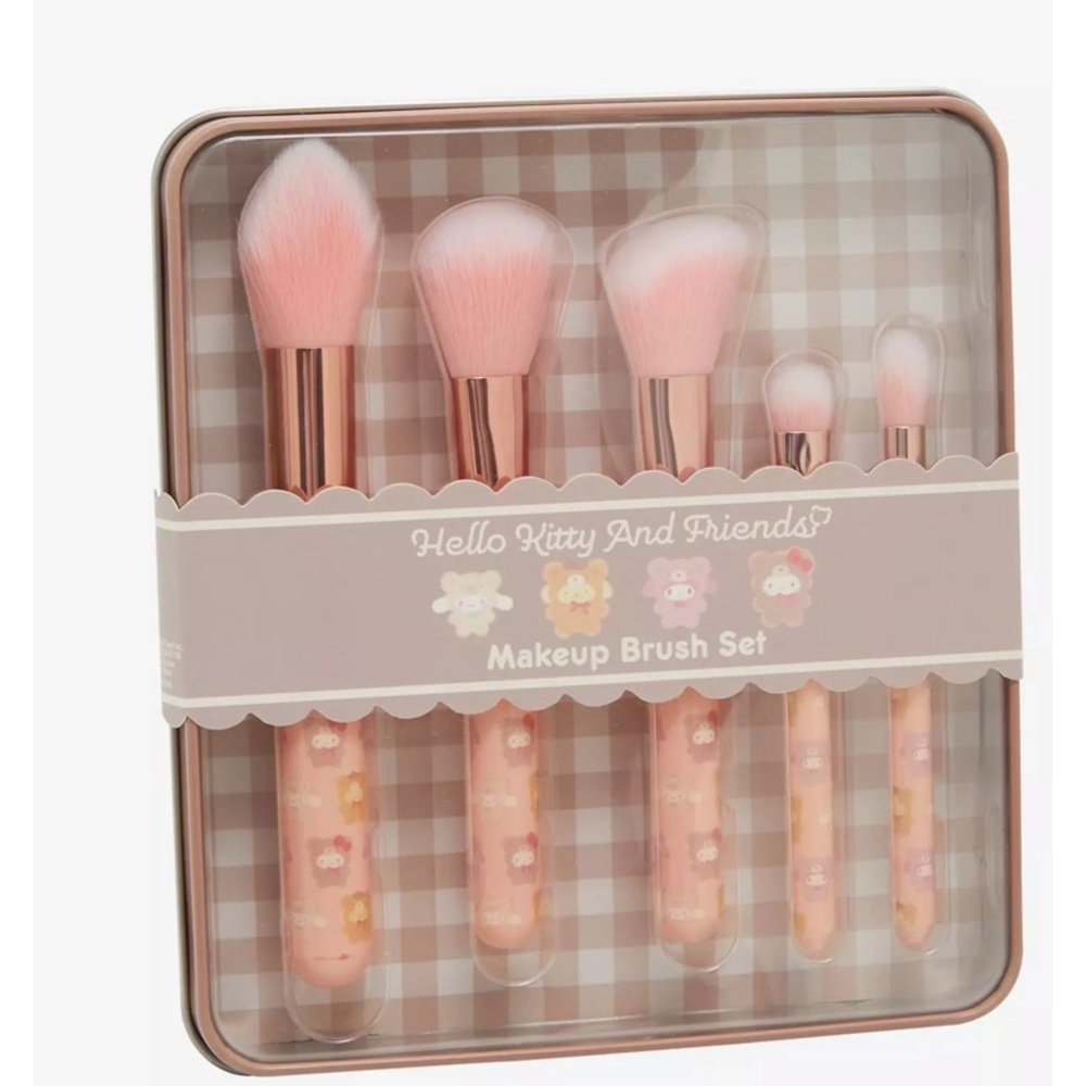 Hello Kitty And Friends Teddy Bear Makeup Brush Set
